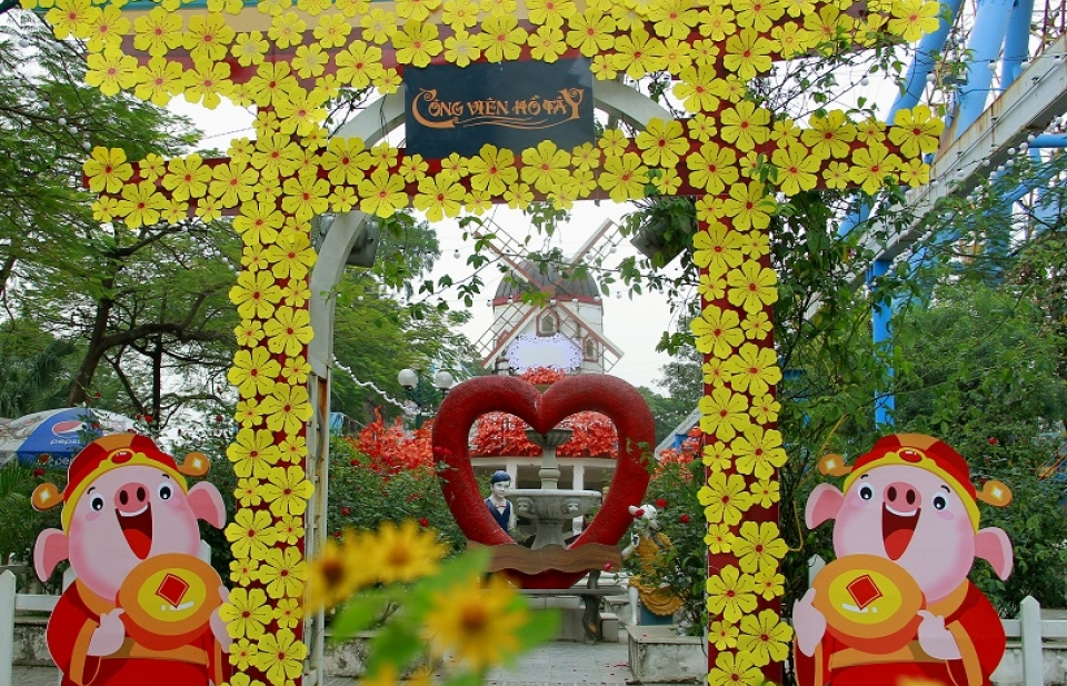 Người Hà Nội chơi đâu, xem gì dịp Tết Kỷ Hợi 2019?