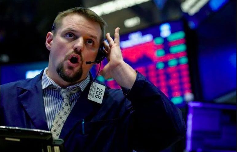 Bệnh viêm phổi lạ virus corona khiến chứng khoán toàn cầu giảm điểm