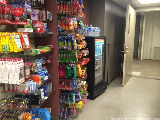 Bạo loạn ở Mỹ: Hình ảnh các nghị sĩ thoát hiểm bằng hệ thống đường hầm ngầm ít được biết đến