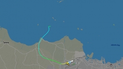 Tin mới nhất về máy bay Indonesia mất liên lạc: Đã tìm thấy các mảnh vỡ và địa điểm rơi máy bay