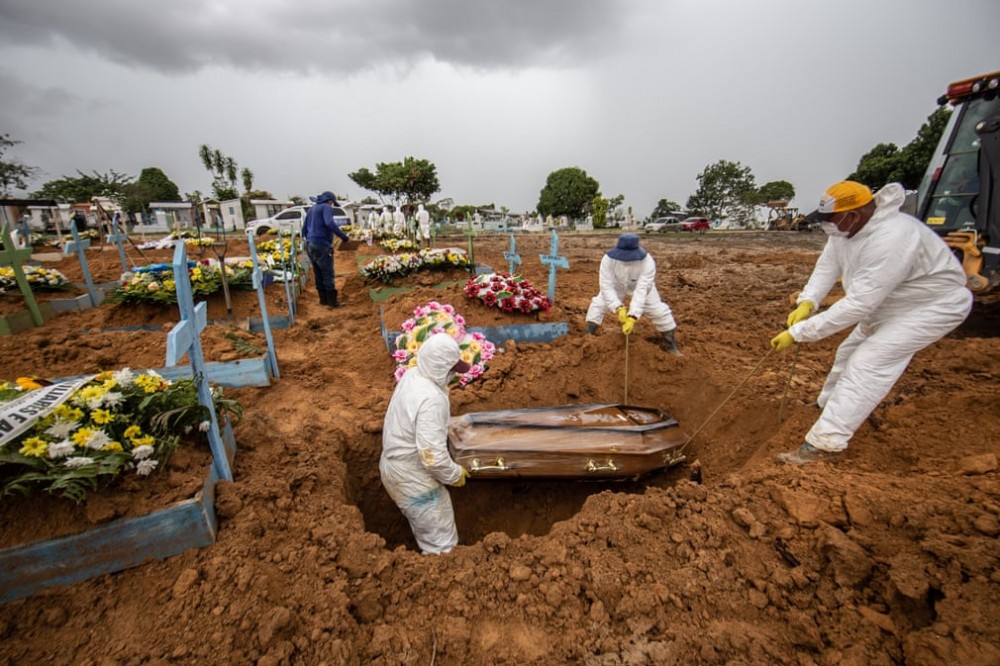 Ảnh ấn tượng tuần (18-24/1): Lễ nhậm chức Tổng thống Mỹ khác thường, nhân vật đối lập Nga Navalny ‘chiếm sóng’ truyền thông và tập ‘yoga bia’ Ảnh ấn tượng tuần (18-24/1): Lễ nhậm chức Tổng thống Mỹ khác thường, nhân vật đối lập Nga Navalny ‘chiếm sóng’ truyền thông và tập ‘yoga bia’