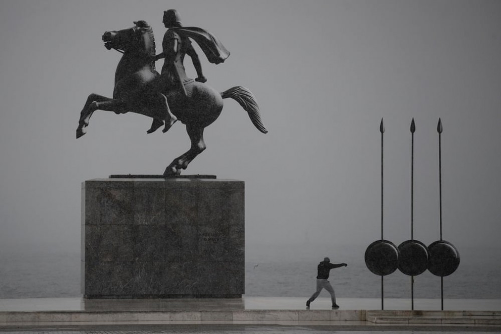 Ảnh ấn tượng tuần (18-24/1): Lễ nhậm chức Tổng thống Mỹ khác thường, nhân vật đối lập Nga Navalny ‘chiếm sóng’ truyền thông và tập ‘yoga bia’ Ảnh ấn tượng tuần (18-24/1): Lễ nhậm chức Tổng thống Mỹ khác thường, nhân vật đối lập Nga Navalny ‘chiếm sóng’ truyền thông và tập ‘yoga bia’