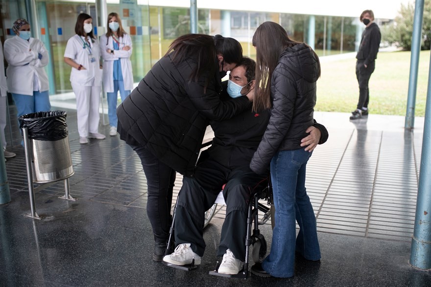 Ảnh ấn tượng tuần (25 31/1): Chủ tịch Hạ viện Mỹ ám chỉ ‘kẻ thù từ bên trong’ và sóng thần Covid-19 càn quét toàn thế giới