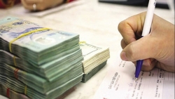 Tín dụng cho doanh nghiệp vượt Covid-19: Khoảng cách… không thể với?