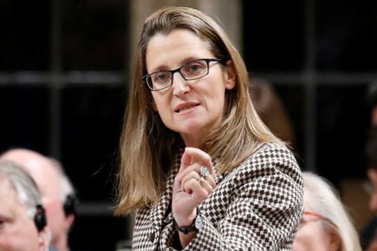 Ngoại trưởng Canada gửi Mỹ thông điệp cứng rắn về thương mại