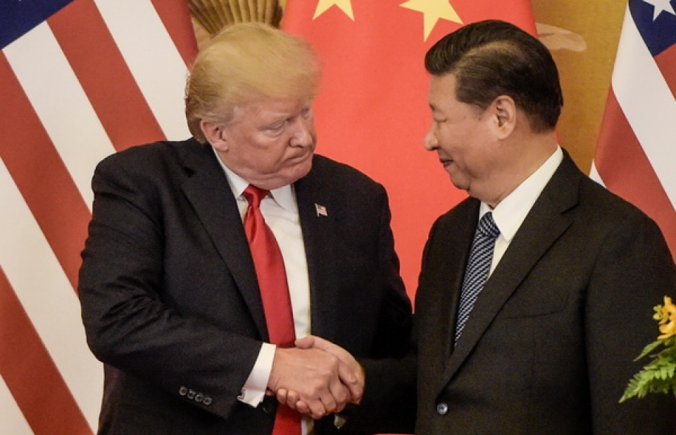 Giá vàng châu Á giảm trước xu hướng đi lên của đồng bạc xanh