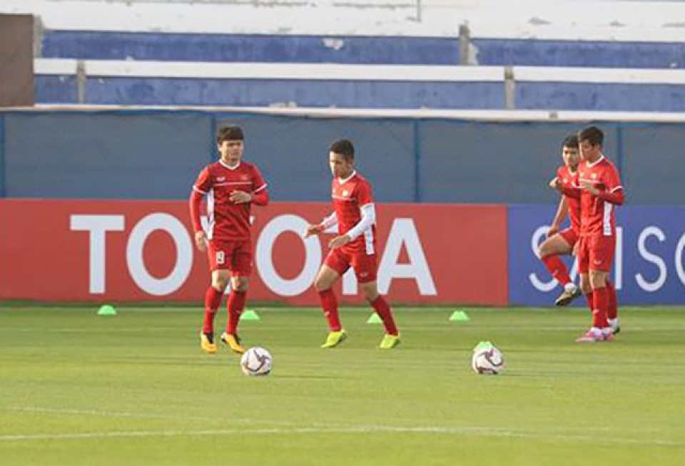 Phản ứng của Quang Hải trước những lời mời sang nước ngoài thi đấu phan ung cua quang hai truoc nhung loi moi sang nuoc ngoai thi dau