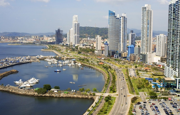 Panama triệu hồi Đại sứ tại EU vì bị đưa trở lại danh sách đen “thiên đường trốn thuế”