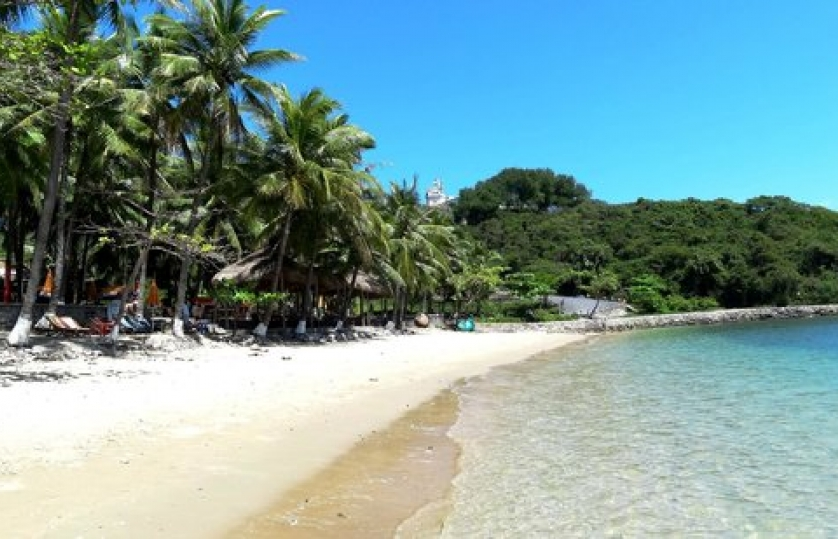 Báo Malaysia ca ngợi bãi biển miền Trung Việt Nam là điểm đến lý tưởng dịp Lễ tình nhân