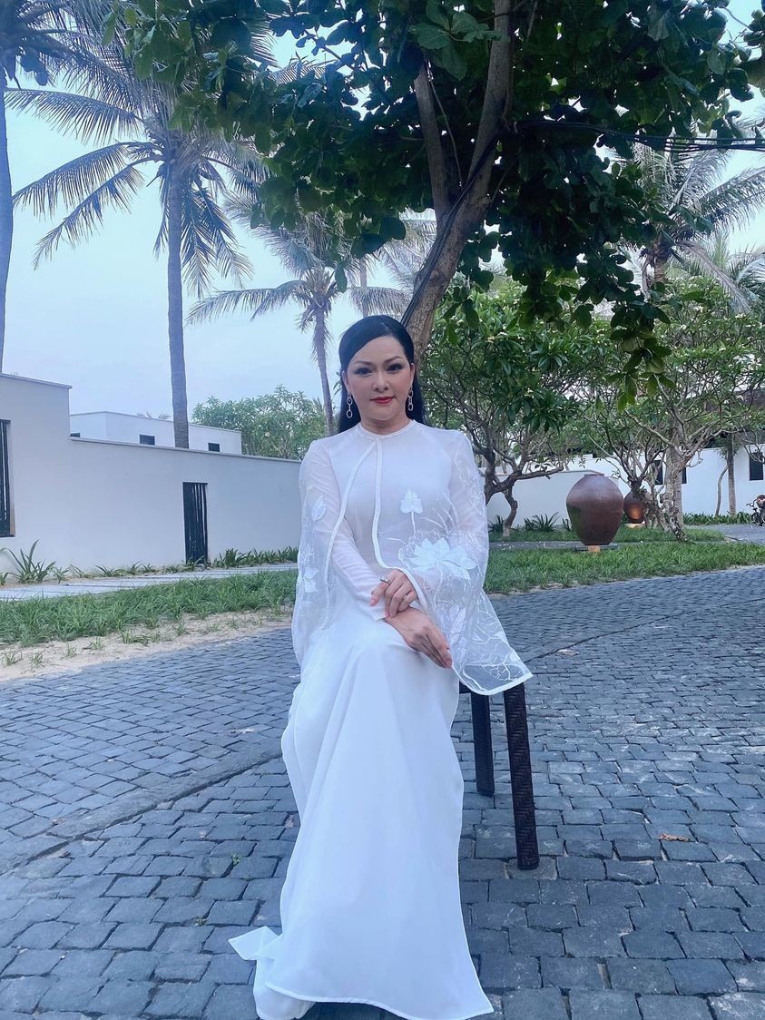 Sao Việt khoe ảnh đón Tết, du Xuân vui vẻ, ấm áp bên gia đình và người thân