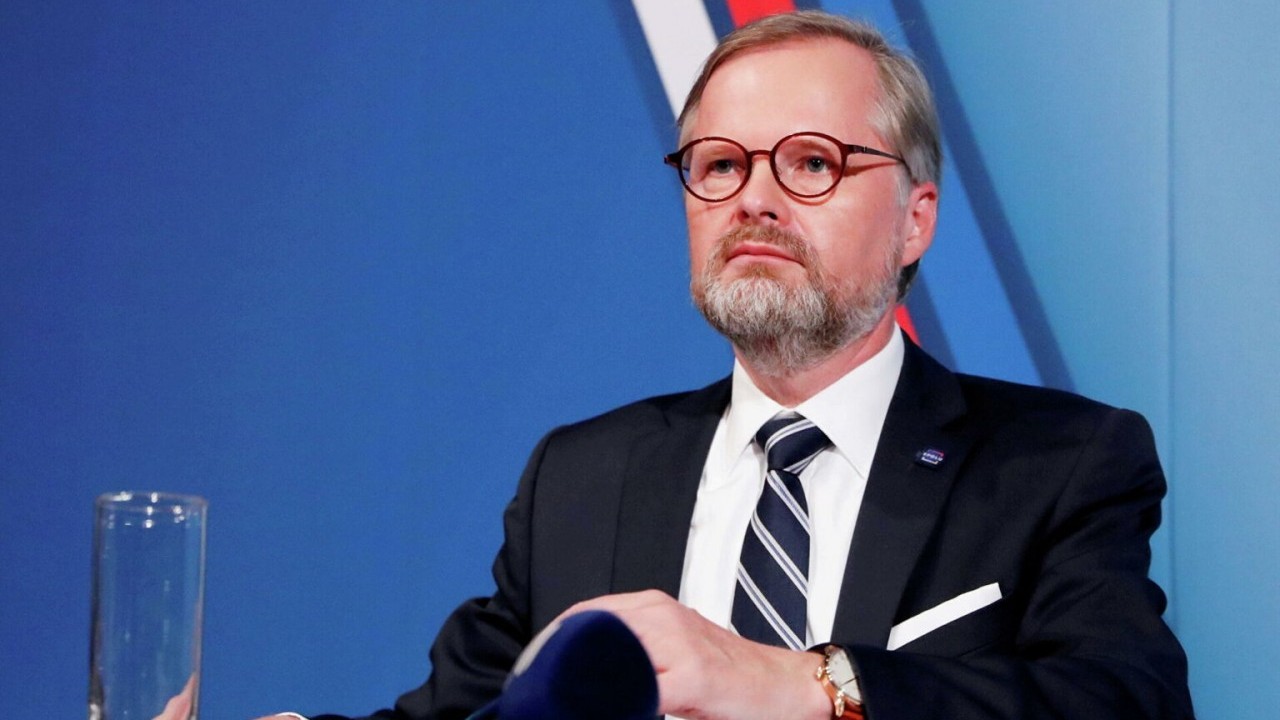 Xung đột Nga-Ukraine: Thủ tướng Czech tuyên bố ‘ủng hộ bạn bè’ Kiev; Anh kêu gọi cô lập hoàn toàn Moscow