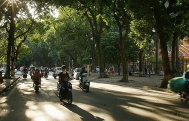 Nhiệt độ toàn miền Bắc tăng mạnh, trời nắng 27 - 30 độ C