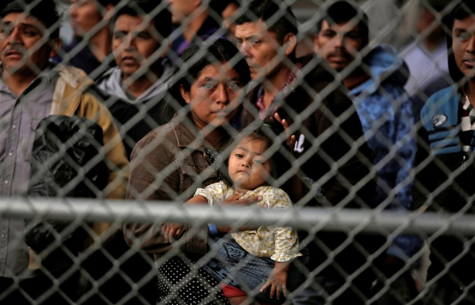 Sau tuyên bố cắt viện trợ các nước Trung Mỹ, Nhà Trắng đe dọa đóng cửa biên giới với Mexico