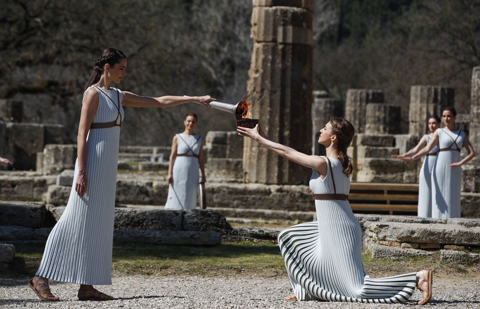 Ảnh ấn tượng trong tuần (9-15/3): Thế giới ‘bế quan’ khẩn cấp đối phó ‘cú sốc’ Covid-19 và biểu tình ở Bờ Tây