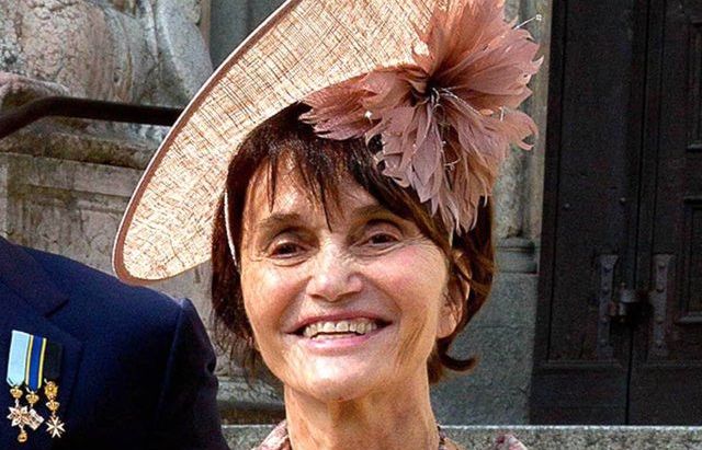 Thành viên hoàng gia đầu tiên trên thế giới qua đời vì Covid-19