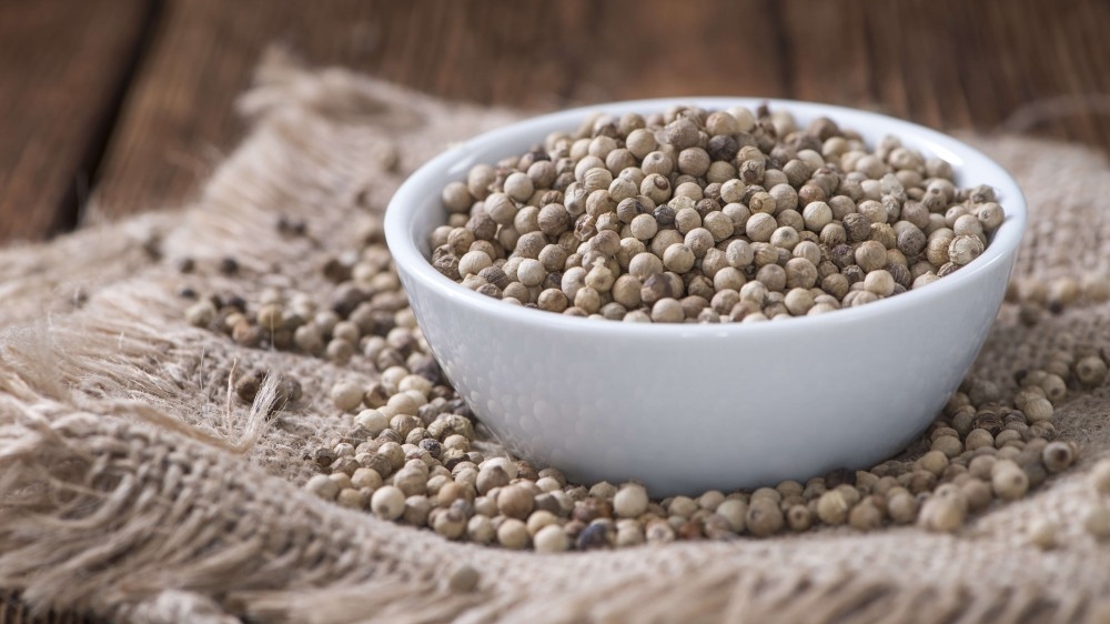 Giá tiêu hôm nay 9/3/2025: Thị trường phản ứng trái chiều, Việt Nam tăng mạnh nhập khẩu từ Indonesia