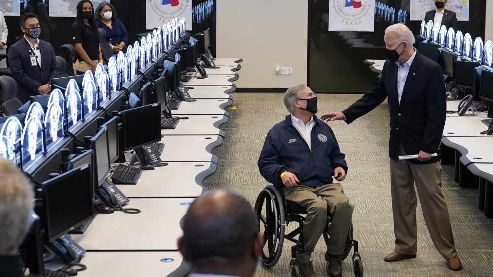 Ảnh ấn tượng tuần (1-7/3): Việt Nam chiến thắng Covid-19, căng thẳng Myanmar, ông Trump tái xuất và Triều Tiên lộ bí mật