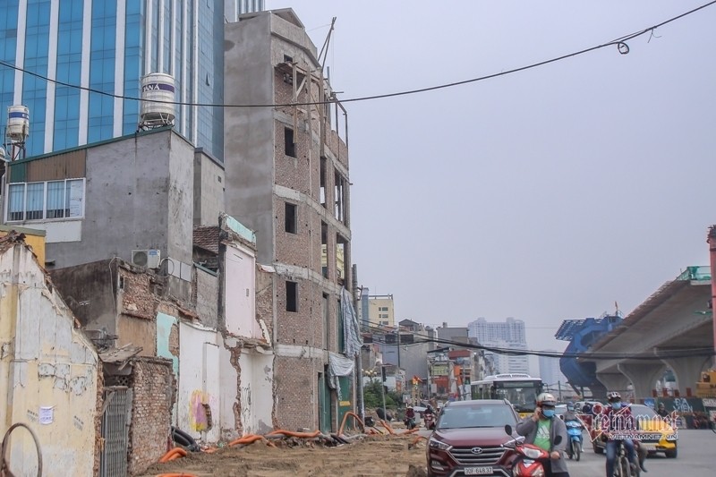 Tin bất động sản mới nhất: Có thể thu hồi dự án chậm tiến độ tại Hòa Bình, TP HCM điều tra nạn bảo kê xây nhà trái phép