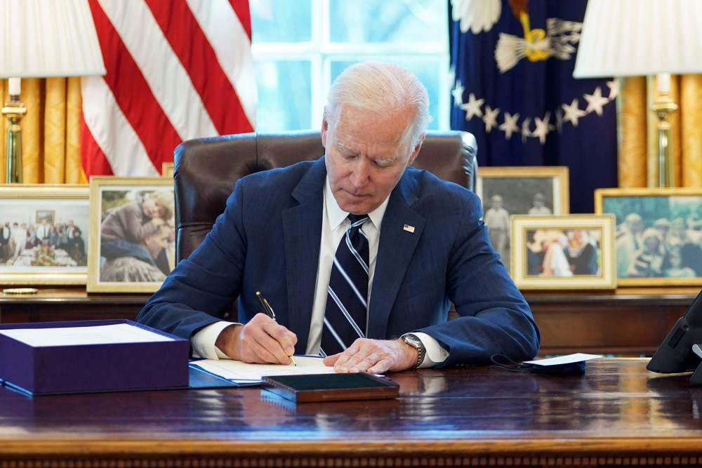 Ảnh ấn tượng tuần (8-14/3): Căng thẳng Myanmar, gói cứu trợ 1.900 tỷ USD tham vọng của Mỹ, Hoàng tử Harry và 'cú ấn nút bom hạt nhân'