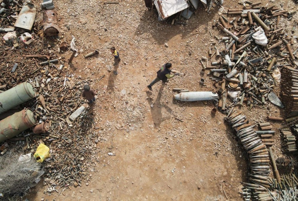 Ảnh ấn tượng tuần (8-14/3): Căng thẳng Myanmar, gói cứu trợ 1.900 tỷ USD tham vọng của Mỹ, Hoàng tử Harry và 'cú ấn nút bom hạt nhân'