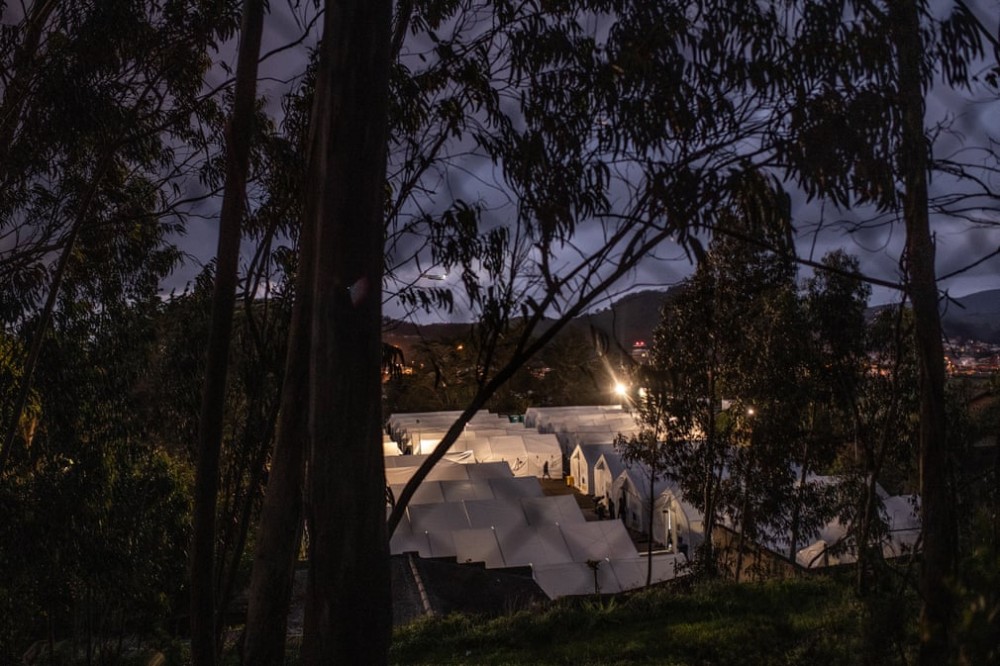 Ảnh ấn tượng tuần (8-14/3): Căng thẳng Myanmar, gói cứu trợ 1.900 tỷ USD tham vọng của Mỹ, Hoàng tử Harry và 'cú ấn nút bom hạt nhân'