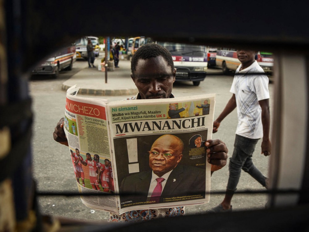 Ảnh ấn tượng tuần (15-21/3): Mỹ-Trung ‘khẩu chiến’ nảy lửa, căng thẳng Myanmar và lực lượng đặc nhiệm Bulgaria tập trận