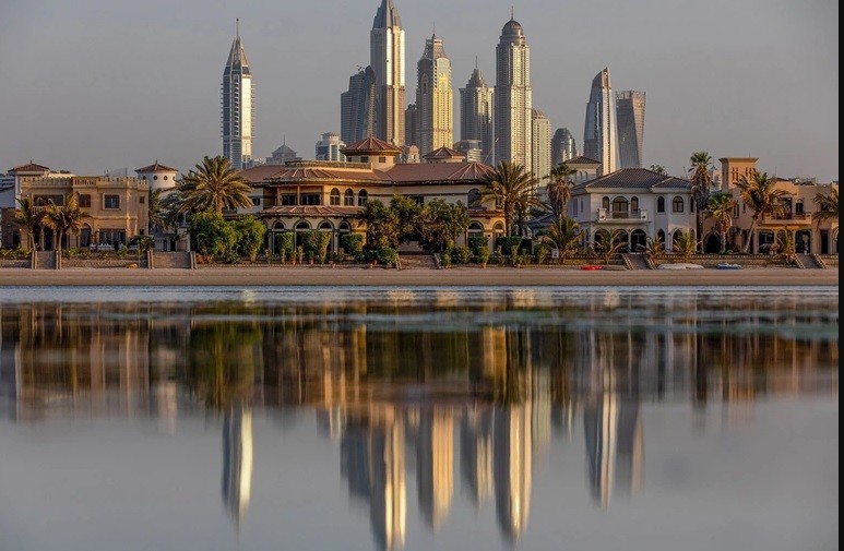 Nhu cầu mua bất động sản Dubai của người Nga tính đến thời điểm này đã tăng 40% trong tháng 3 so với tháng 2 (Ảnh: Bloomberg). Nhu cầu mua bất động sản Dubai của người Nga tính đến thời điểm này đã tăng 40% trong tháng 3 so với tháng 2 (Ảnh: Bloomberg).