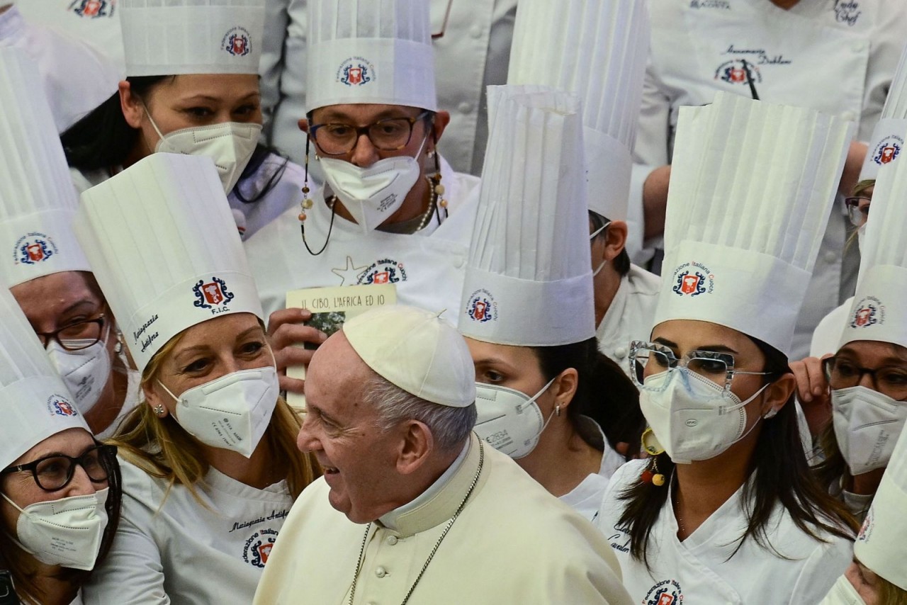 Ảnh ấn tượng tuần (21-27/3): Ukraine đề nghị được cấp xe tăng, NATO áp trừng phạt ‘chưa từng có’ lên Moscow, thêm án tù với nhân vật đối lập Nga