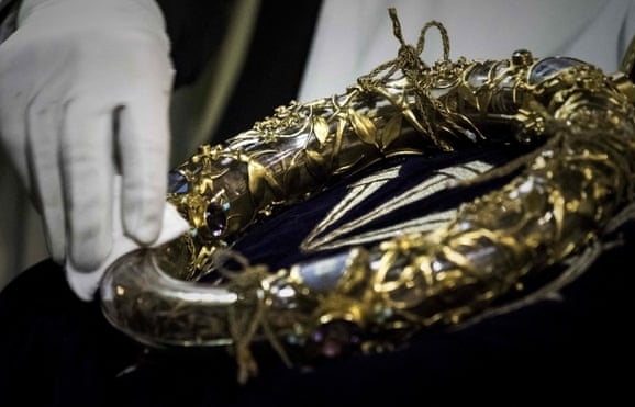 Số phận những báu vật tại Nhà thờ Đức Bà Paris sau vụ cháy