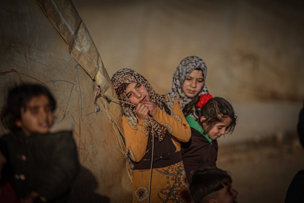 Ảnh ấn tượng tuần (29/3-4/4): Tình hình Myanmar, chiến sự Syria, nước mắt Covid-19 và lời cam kết của Tổng thống Mỹ