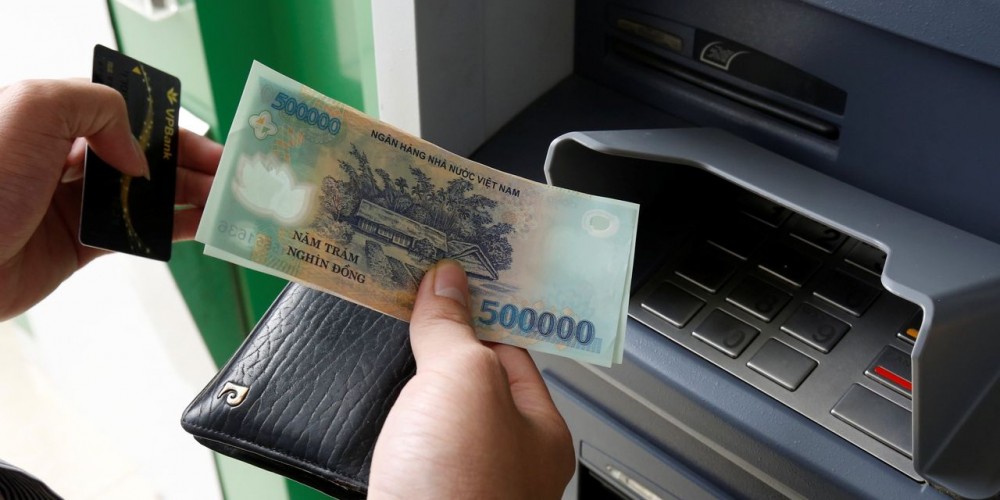 Báo chí quốc tế phân tích về việc Mỹ gỡ mác ‘thao túng tiền tệ’ đối với Việt Nam