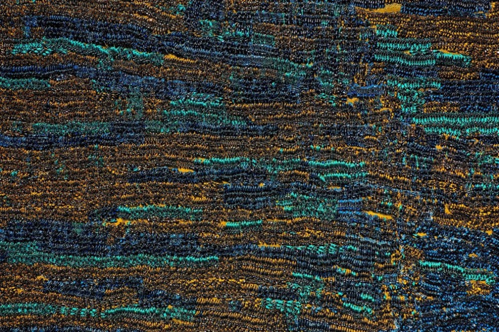 Ảnh ấn tượng tuần (19-25/4): Tang tóc Covid-19 ở Ấn Độ, Nga-Ukraine giảm nhiệt, nóng vụ Navalny và thảm họa chìm tàu Indonesia