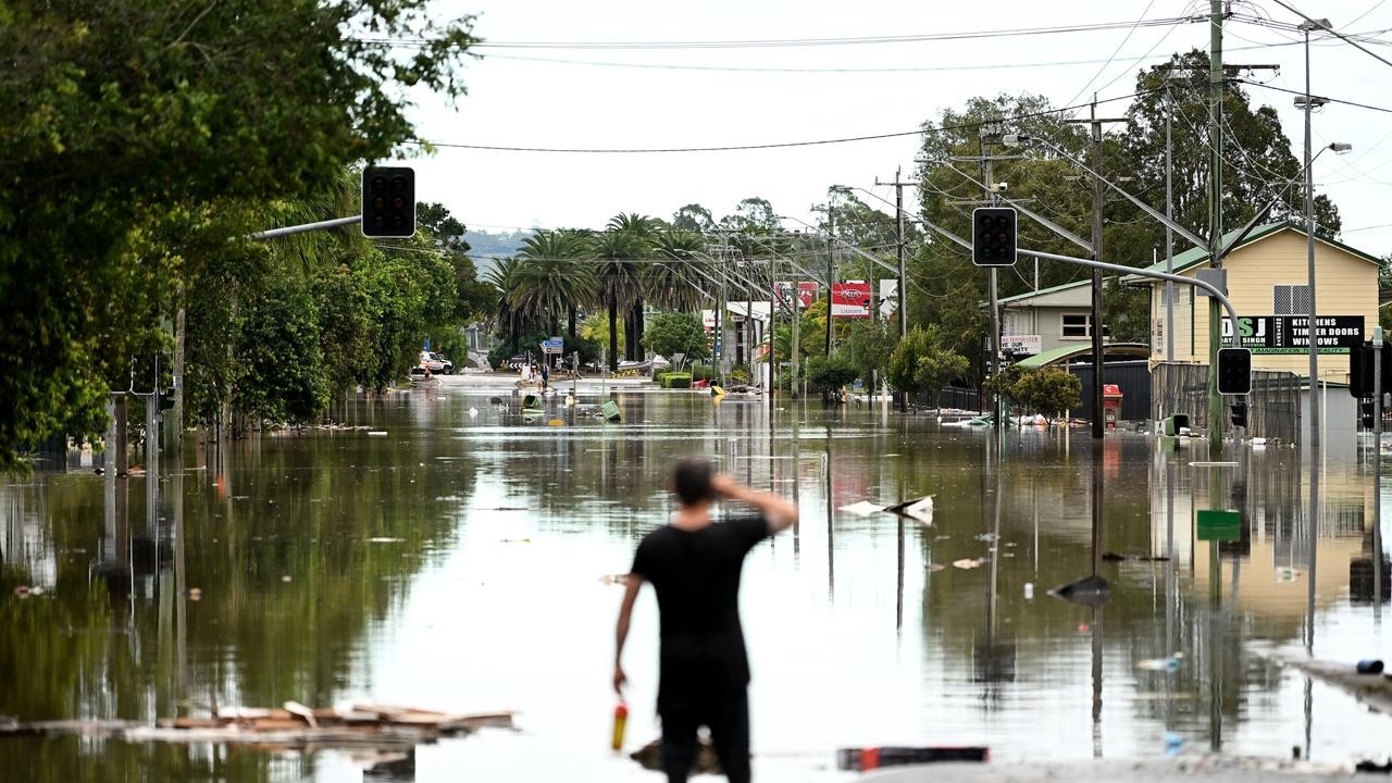 Ảnh ấn tượng tuần (28/3-4/4): Hòa đàm Nga-Ukraine, Moscow không thay đổi quan điểm về Donbass và Crimea, 'nóng' Thượng đỉnh EU-Trung Quốc