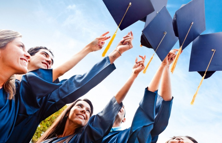 Đầu tư mạo hiểm ra nước ngoài: Hướng tiếp cận kinh tế tri thức mới