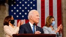 Ảnh ấn tượng tuần (26/4-2/5): Covid-19 'đốt nóng' Ấn Độ, ông Biden ‘gây bão’ mạng xã hội và vụ Navalny tiếp tục dậy sóng ở Nga