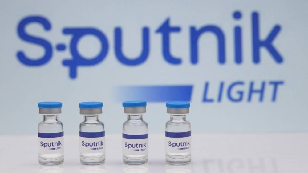 Dịch Covid-19: Thái Lan chuẩn bị mở cửa lại bầu trời; ca tử vong ở Malaysia cao kỷ lục; Venezuela phê duyệt dùng khẩn cấp vaccine của Nga