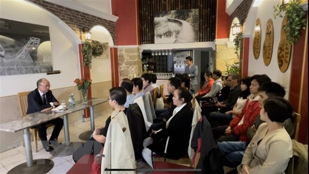 Đại sứ Đinh Toàn Thắng thăm, làm việc, gặp gỡ cộng đồng người Việt tại thành phố Nice, Pháp