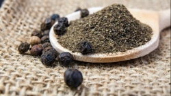 Giá tiêu hôm nay 25/11, thị trường trong nước khởi sắc, giá hồ tiêu Việt Nam xuất khẩu giảm