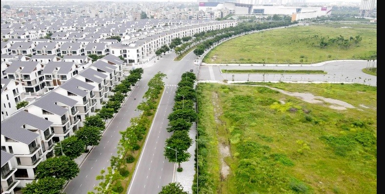 BĐS tại khu vực quận Hà Đông và huyện Hoài Đức, Đan Phượng... cũng đồng loạt tăng giá cao thời gian qua (Ảnh: Hà Phong).