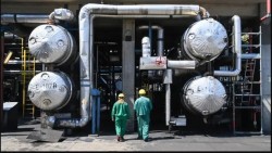 EU 'đoạn tuyệt' với dầu Nga, Moscow vẫn ung dung, quốc gia nào muốn ‘theo chân’ châu Âu?