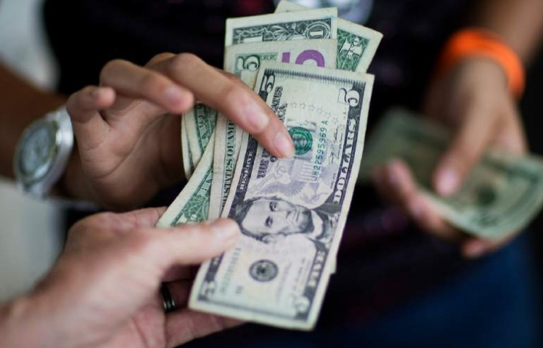 S&P xếp hạng nợ công của Mỹ ở mức AA+