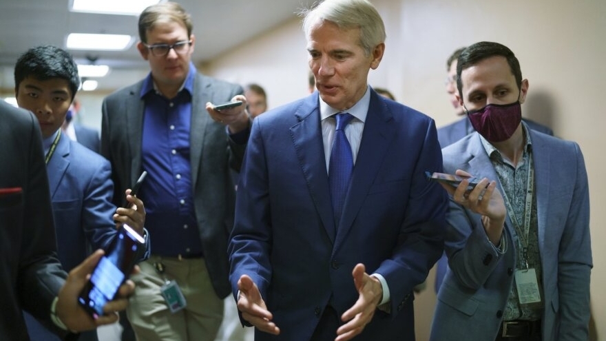 Vụ máy bay Ryanair: Vừa gặp nhà lãnh đạo đối lập lưu vong, nhóm thượng nghị sĩ Mỹ lập tức hối thúc trừng phạt Belarus