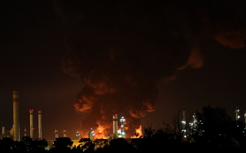 Ảnh ấn tượng tuần 31/5-6/6: Trò chơi trốn tìm ở Dải Gaza; Tổng thống Putin nói có động cơ chính trị khi cấm vaccine Sputnik V và ông Biden đi xe đạp