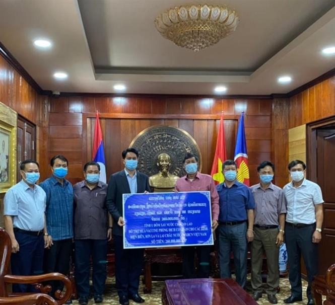 Covid-19: Nhân dân Lào chung tay cùng các địa phương Việt Nam phòng chống dịch