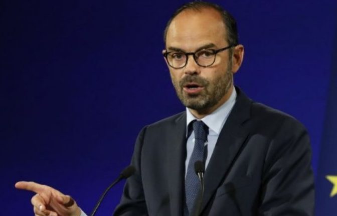 Pháp công bố kế hoạch cắt giảm thuế “táo bạo”