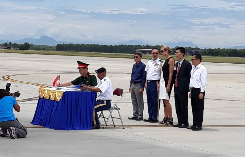 Lễ hồi hương 02 bộ hài cốt quân nhân Hoa Kỳ