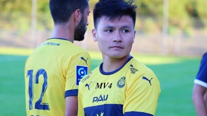 CLB hàng đầu Indonesia 'để mắt' tới Quang Hải và Văn Hậu?