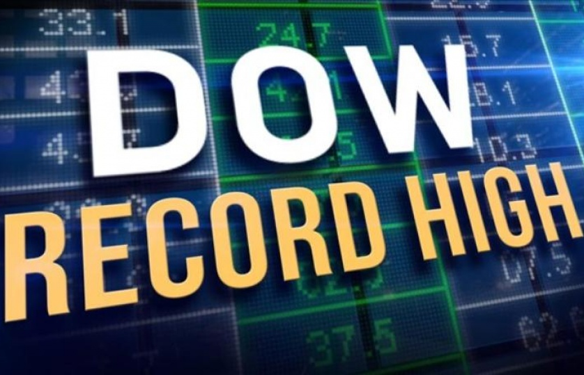 Chỉ số Dow Jones ghi điểm cao phiên thứ chín liên tiếp