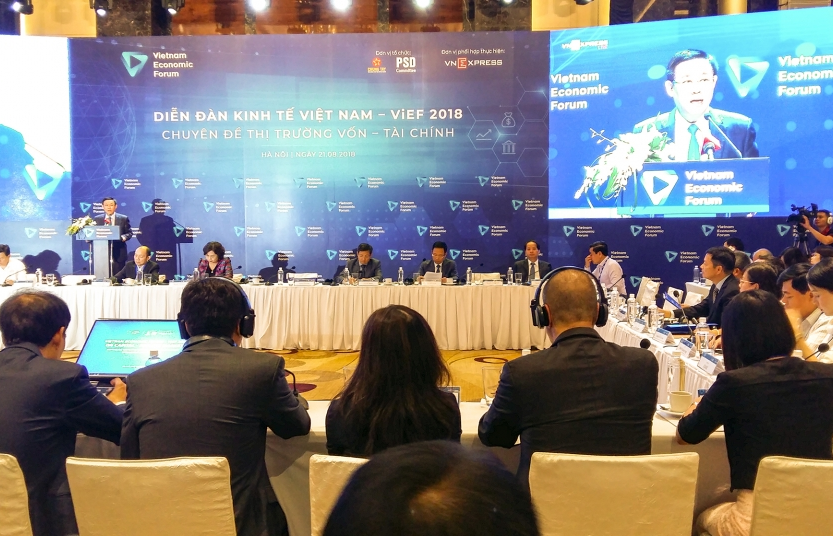 Tìm giải pháp phát triển thị trường vốn, tài chính Việt Nam