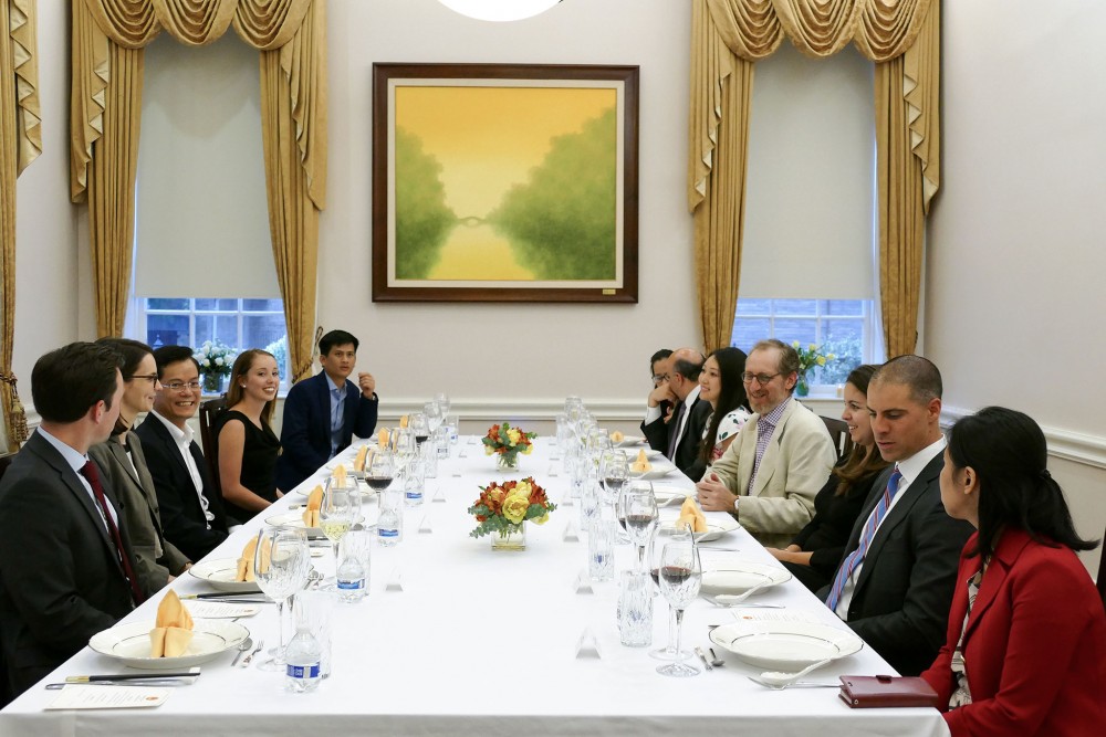 dai su quan viet nam tang cuong hop tac voi quoc hoi hoa ky